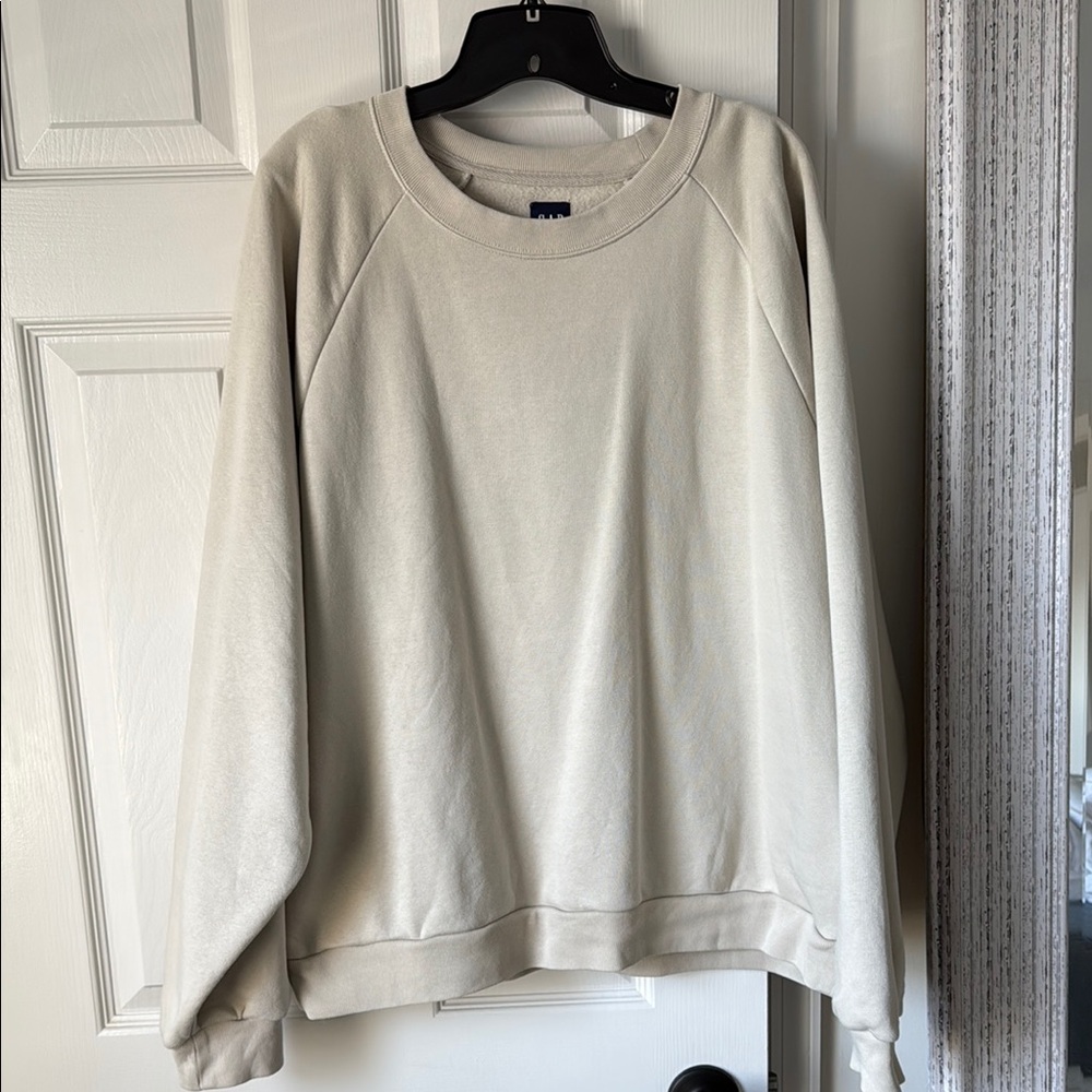 Women’s Gap Cream Sweatshirt (part of matching set)
